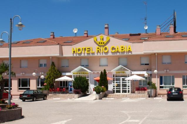Hotel Rio Cabia Bagian luar foto